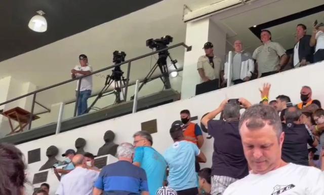 1650352014103006972.jpg bolsonaro-santos.jpg